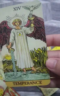 فال قهوه طالع بینی اینه بینی تاروت پاسور فال چای