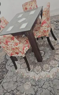 میز ناهارخوری