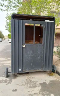 کیوسک فست فود و کافه