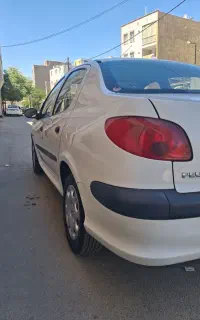 ۲۰۶ اس دی کم کار