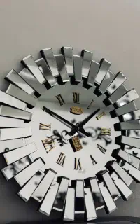 ساعت آینه ای خورشیدی
