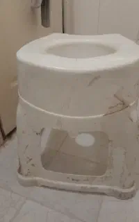 صندلی توالت