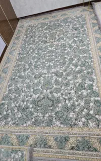 دو عدد فرش 1۲ متری و یدونه 6 متری و دوتا پادری