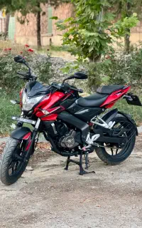 ns ان اس 200 مزایده