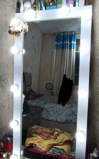 اینه چراغ دار