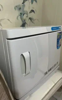 دستگاه هات کابین (حوله گرمکن و ضدعفونی کننده)