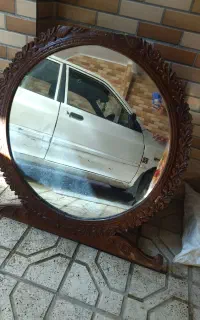 اینه بزرگ