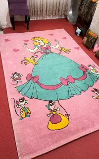 فرش ۴ متری طرح سیندرلا صورتی