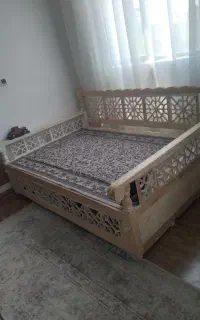تخت سنتی