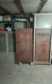 درب چوبی اتاق