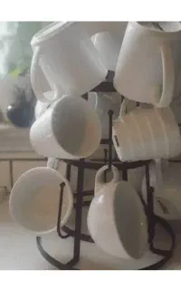 چندین ماگ مجانی