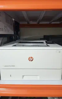 پرینتر سیاه سفید hp 304 کنتر ۵ برگ همراه با کارتن