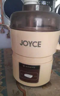 فروش آبمیوه گیر کارکرده