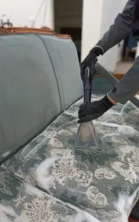 مبل شویی خانوم و آقا