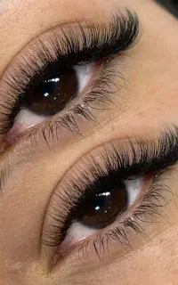 خدمات اکستنشن مژه با قیمت بسیار مناسب