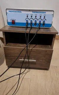 لوازم سالن کمد .تخت