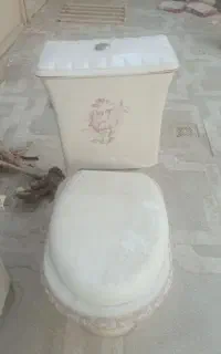 توالت فرنگی درحدنو