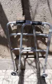 واکر سالم تاشو