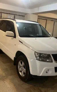 سوزوکی ویتارا ۲۴۰۰ اتومات بی رنگ دو دف