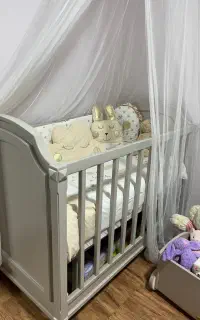 تخت کودک به همراه تشک رویال