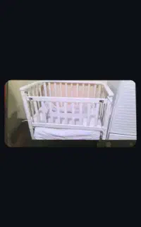 تخت و کمد وکریر و کالسکه