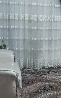 پرده همراه با والان