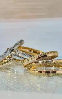 ۱۰۰ گرم طلا