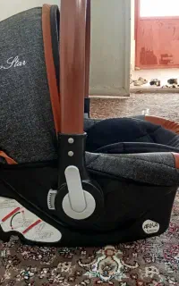 کریر و وسایل کودک