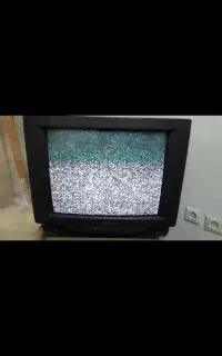 تلویزیون صنام سالم در حد نو