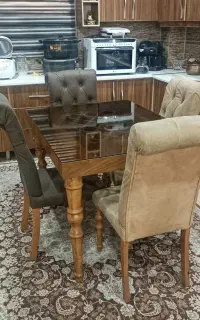 میز ناهار خوری