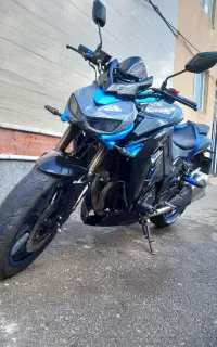 کاوازاکی Z1000هانی