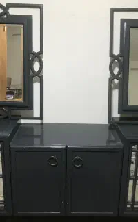 کنسول و آینه