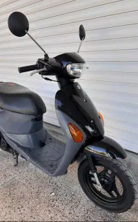 برای فروش کسی داره