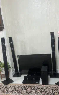تلویزیون ۴۰ اینچ LCD سامسونگ همراه با سینما خانگی