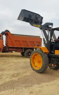 کمپرسی و بیل تراکتری