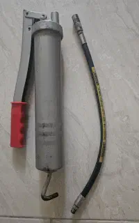 گریس پمپ دستی