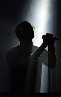 خواننده گروه موزیک