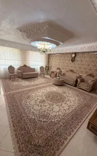 فروش خانه دوطبقه همراه با پیلوت