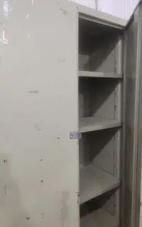 کمد با یگانی