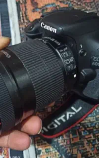 دوربین حرفه ای کنون 600D