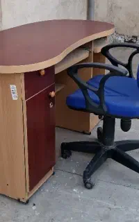 میز و صندلی