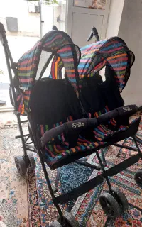 کالسکه دوقلو ای