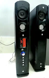 اسپیکر۲تیکه قدی کیفیتی -سالم مرتب بلوتوثی وAux