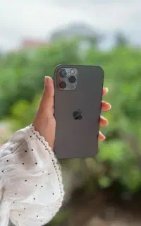 آیفون 12 پرو ۲۵۶ گیگ - بسیار کم‌کار و سلامت بالا