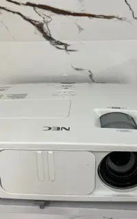 ویدیوپروژکتورسینماییnec کیفیتfull hd