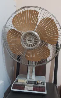 پنکه توشیبا قدیمی