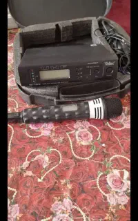 میکروفن بی سیم وتکس