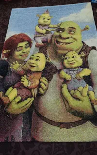 فرش کامل نو تمیز وسالم بدون سوراخی یاپارگی