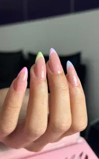 تخفیف ویژه خدمات ناخن