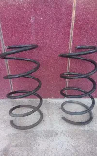 فنر کمک جلو ۲۰۶